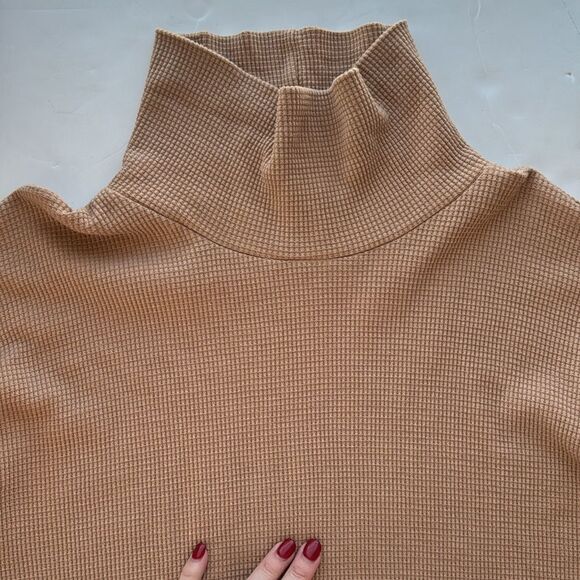 Artizia TNA Waffle Knit Women’s Small Cropped‎ Turtleneck Longsleeve Cozy Camel - Picture 3 of 13